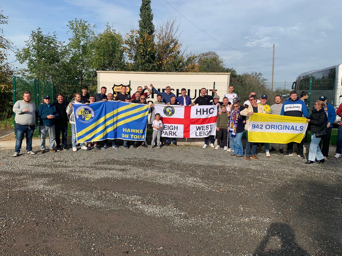 HWFCOfficial's tweet photo. UNBELIEVABLE SUPPORT YESTERDAY👏

Thank you so much to all Hawks that travelled with the team to see out those 3️⃣ points!

#HWFC https://t.co/pSKJ3l3eVc