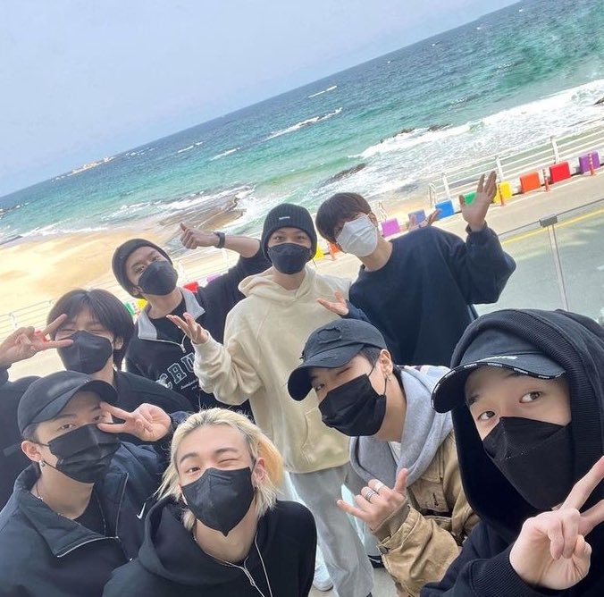 915bbok's tweet photo. #Straykids #MAMAVOTE ( sorry I forgot to post with the hashtags… I can’t edit the tweet ☹️) https://t.co/hq79NYxKEb