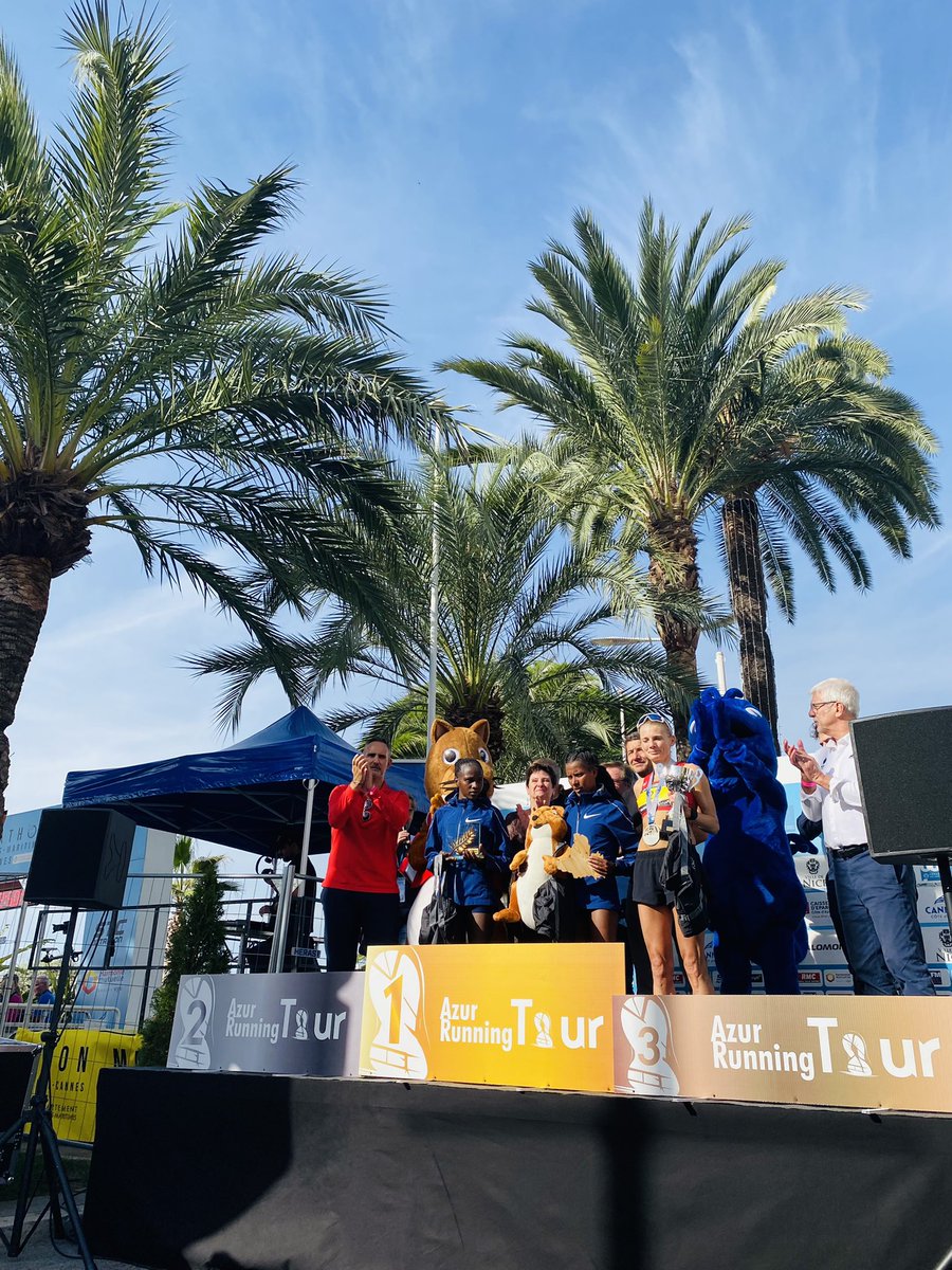 Marathon_06's tweet image. Podium féminin du @Marathon_06 ! 🔥🔥👏👏👏#recordfeminin @Marathon_06 @AlpesMaritimes @VilledeNice @villedecannes