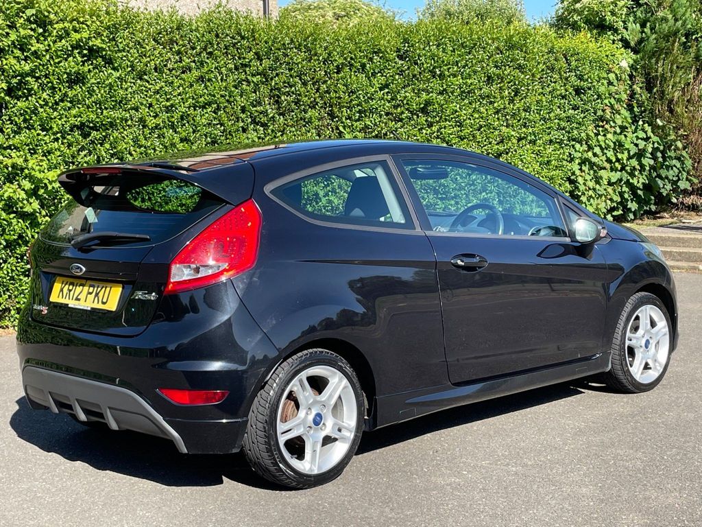Marc_Russell's tweet photo. @forduk Glad I got my https://t.co/ItwZbkZ87q before it was too late https://t.co/ysiGy9sAZZ
