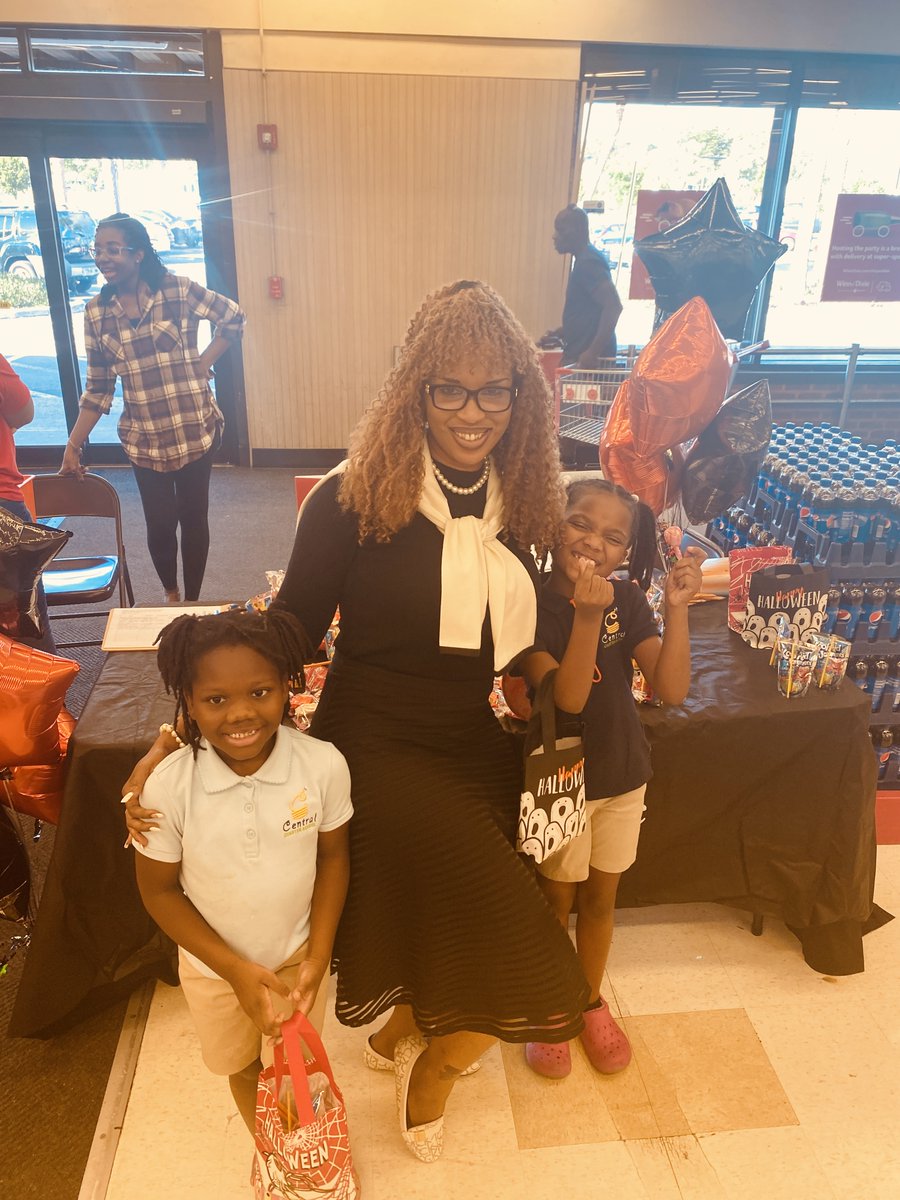 Dr. Georgia A. Stewart, Proud Principal tweet media