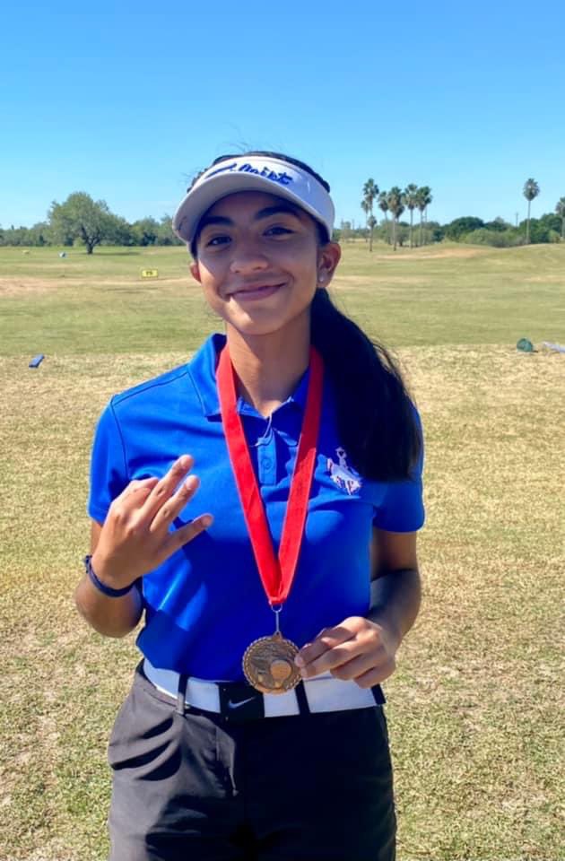 porter_golf1's tweet photo. Congratulations to @yesseniamed12 who finished in 3rd place for her third straight top 3 finish and Mario Hernandez on a PR!  Keep up the good work! #BeBetter https://t.co/ZNMd32UXLd