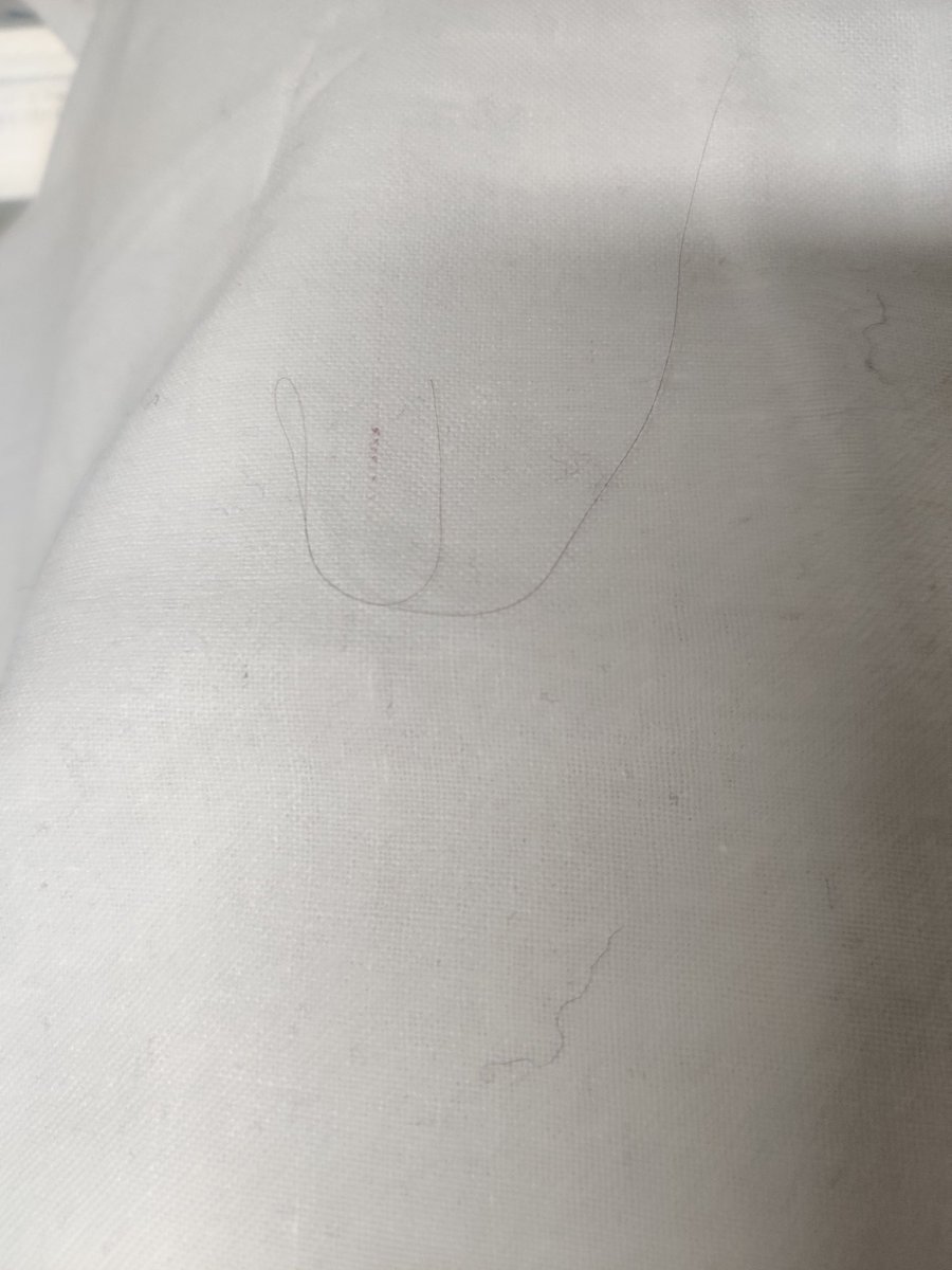 Haraniya92's tweet photo. Traveling in Kutch Express.. unwashed sheets given in closed packets. Recently read about it.. the contractor saving ₹7 per sheet. Is that what personal hygiene worth? What are you trying to pull @IndianRailUsers @IRCTCofficial @WesternRly @RailMinIndia https://t.co/OCWT5vCZvW