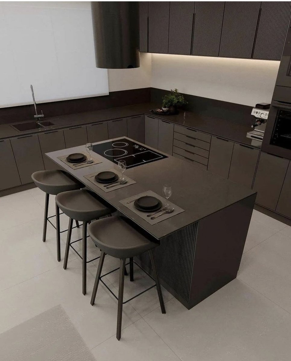 Continuity is key to the perfect open floor plan. 
.
.
.
#luxuryliving #luxuryhome #vegasvalleyviews