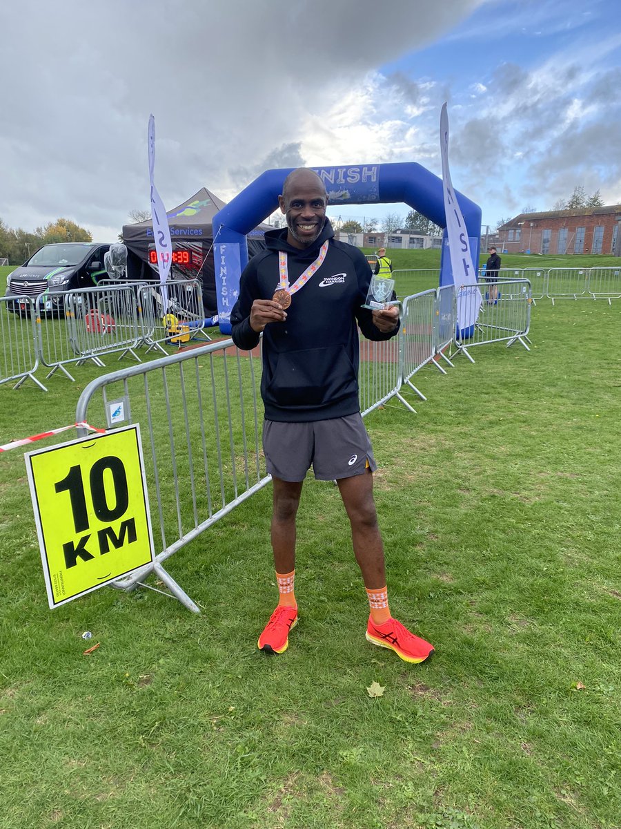 Jennifergaunt11's tweet image. Super proud of this guy @cchez8 👏🏼👏🏼👏🏼 smashed today 🎉 #ukrunchat #ukrunner #run #runner #WingItRunner