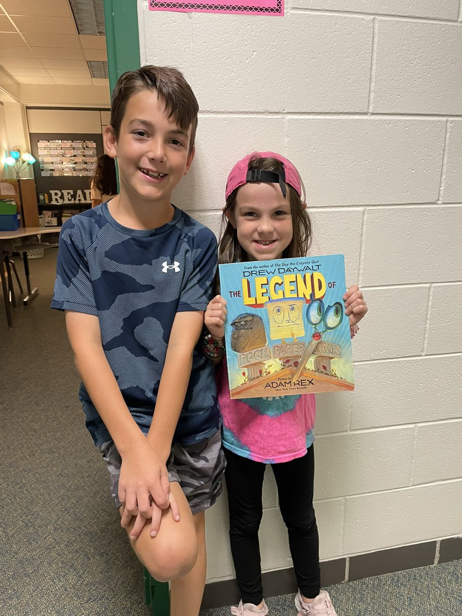 a_armstrongSFE's tweet photo. We LOVED listening to our second grade guest reader! Thank you @jen__sanchez for the opportunity for your  friend to read to us, and thank you for also encouraging and building such strong readers! @HumbleISD_SFE https://t.co/iJBDejieQl