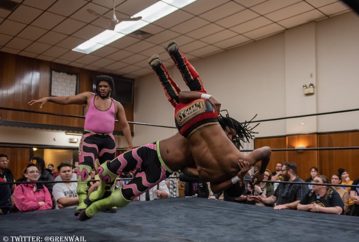 1/3 S01E43 @WrestlingOpen @beyondwrestling #NightmareOnGreenStreet Mane Event ( @RingleaderM & @Blazin_Lyon ) vs @TheHaven203 ( @shimmy215 & @TheOnyxMane )