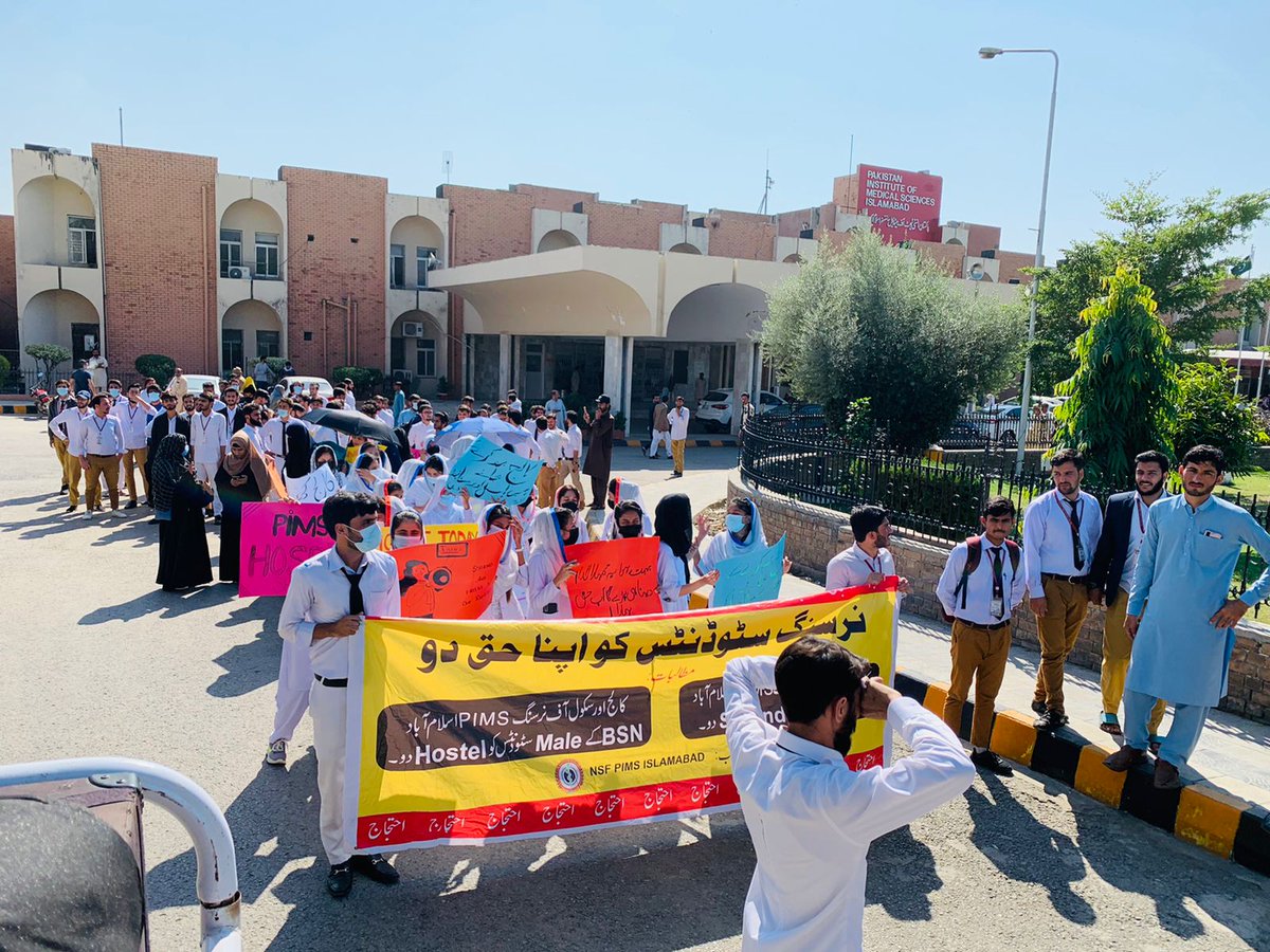 AmjadKhanDawar2's tweet photo. پمز ایڈمنسٹریشن والےسارے کرسی کے لیے لڑ رہے ہیں کسی کو کو گریڈ چاہیے اور کسی کو corruption کے روپے ۔۔
پمز  نرسنگ سٹوڈنٹس کو اپنا حق دو...
#SavePimsNursingStudents @A_Qadir_Patel
@AAN_Nursing @ANANursingWorld https://t.co/BLWneb6jLe