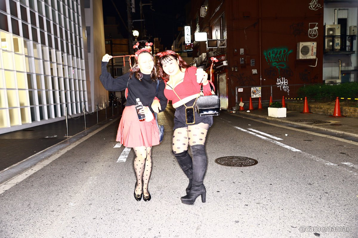cameraaman's tweet photo. カシャー📸 #カメラーマン #大阪 #ハロウィン #仮装  #cameraaman #Osaka #Halloween #Cosplay https://t.co/CGkTOdyYij