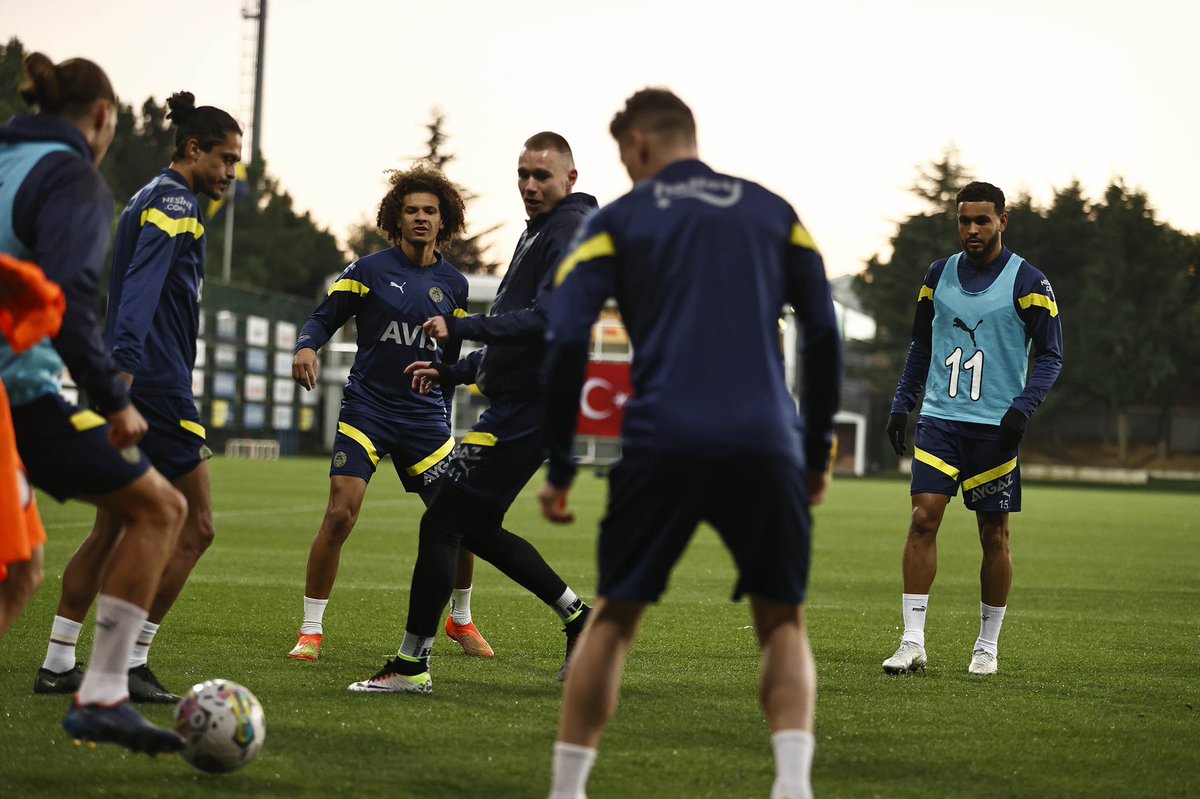 Macvar_Tv's tweet photo. İstanbulspor - Fenerbahçe
🗓 30 Ekim Pazar  
🕗 20.00 
📺https://t.co/izUvjNlcc0
📲 #İSTvFB #canlimac #maclinki #macizle https://t.co/7CZIjUD1F4