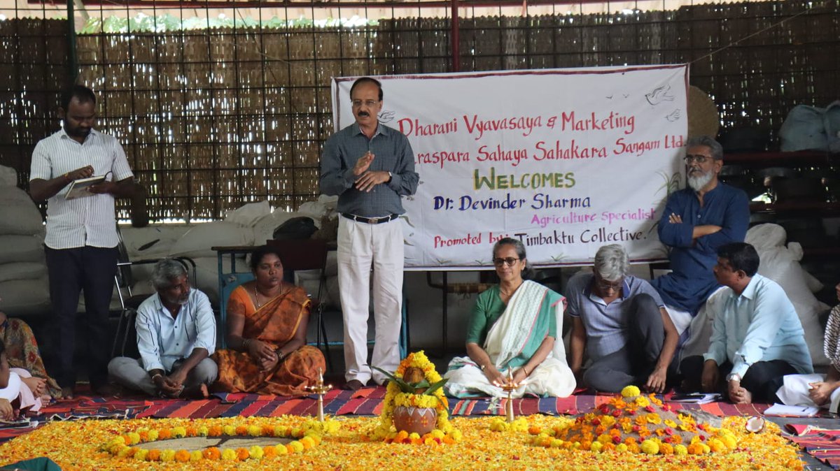 It was a long pending desire to visit the #TimbaktuCollective in Anantpur dist in Andhra Pradesh. This organisation works with the marginal communities, and has taken some amazing initiatives to revive millets cultivation, to build farmers as well as women's cooperatives.