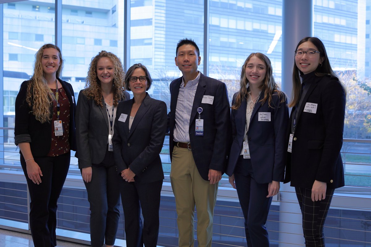 EmilyRabinovich's tweet photo. Thank you all for joining us at the @WomenSurgeons 2022 Southeast Regional Conference at @MedicineUVA @AWSatUVA to celebrate the achievements of outstanding women surgeons in their fields! https://t.co/WV2KXZbC6o