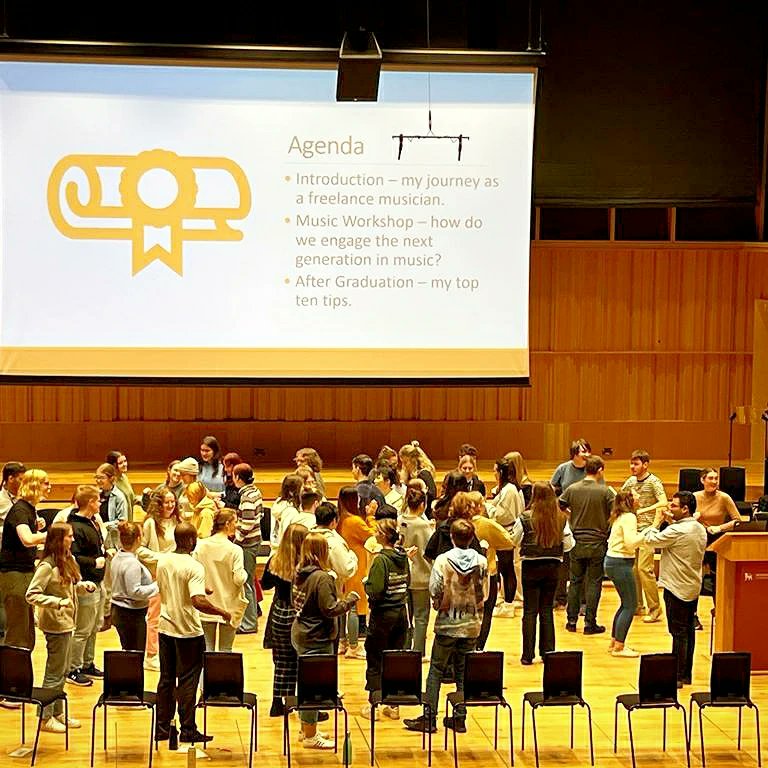 Earlier this week, I was incredibly chuffed to have been invited back to RBC to run a woodwind workshop! 😊🎶 

Good luck to those graduating this year 🎓🥳!