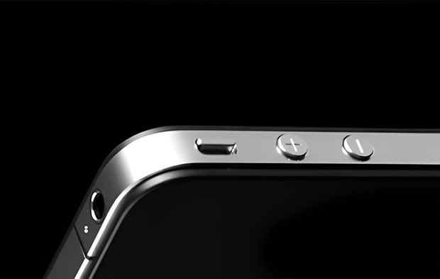 helvetiica's tweet image. Design of iPhone 4 🖤

- pill shaped mesh speaker grills
- chamfered edges
- satin finish stainless steel band
- circular volume buttons
- front/back glass sandwich