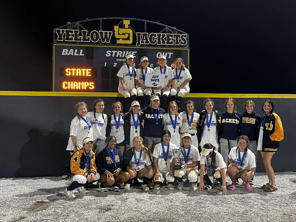 Kelsey Parlor tweet media