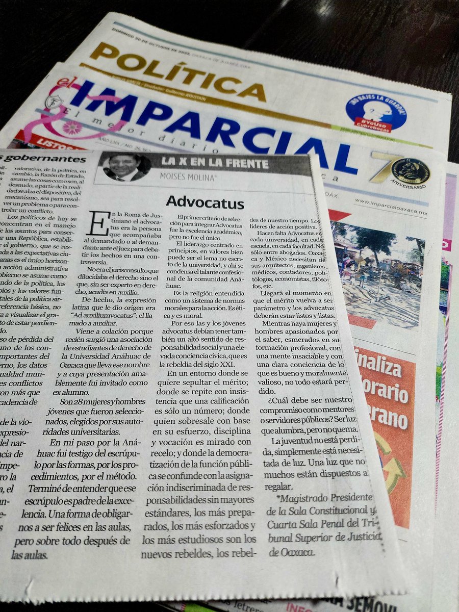 En la Roma de Justiniano el advocatus era la persona que acompañaba al demandado o al demandante ante el juez para debatir los hechos en una controversia.  

laxenlafrente.wordpress.com

<a href="/Angela_FriasA/">Ángela Frías</a> <a href="/ere_salgado/">Eréndira Salgado</a> <a href="/marioeherrera/">Mario Herrera</a> <a href="/ericgarcialopez/">Eric García-López 🧠⚖️</a> <a href="/TomasMundo_/">Tomás Mundo</a> <a href="/gabiciddeleon/">Gabriela Cid de León</a>