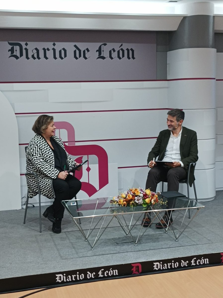 🆕 El <a href="/diariodeleon/">Diario de León</a> entrevistó al presidente del <a href="/cel_leon/">CEL León</a> , <a href="/juliocealva/">Julio Cesar</a> , en el Club de la Prensa, sobre la situación económica de #leonesp y sus principales proyectos pendientes 🖊️

➡️ La entrevista completa, en el siguiente link: acortar.link/aNvECh

#CelEmpresas #leonesp