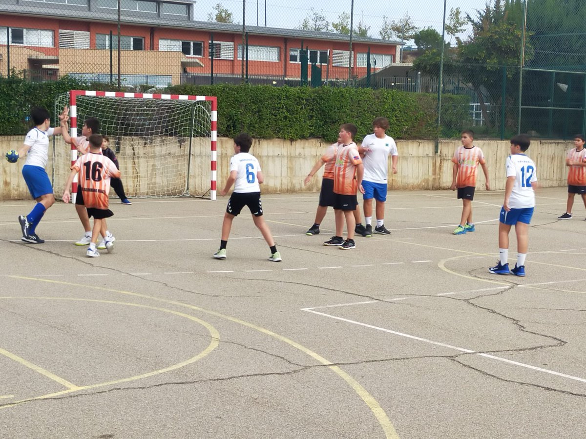 monzon_bm's tweet photo. Jornada 2:

Equipo cadete 20
@balonmanotarazona 35

Equipo infantil 7
Marianistas 22

Toca seguir aprendiendo de los errores para mejorar cada día, enhorabuena a nuestros rivales por su victoria.

#balonmanomomzon #monzon #cincamedio #farbm https://t.co/5lGHLOPT4C