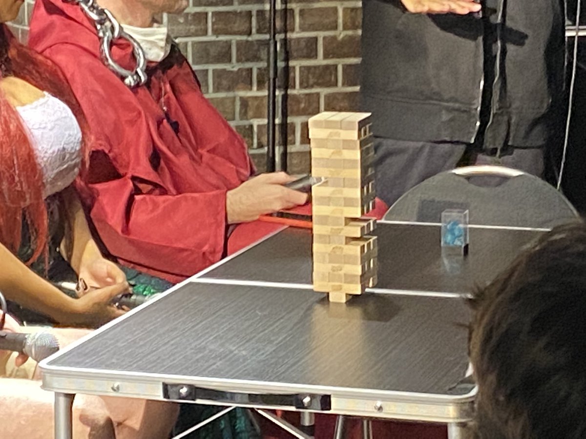 StephenVCase's tweet photo. What sort of psychopath starts a game of Dread by doing this?! #trpg #tokyocomedy #tokyocomedybar #dreadrpg https://t.co/gBFncAmqld