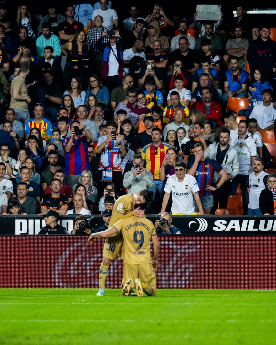 FC Barcelona tweet media