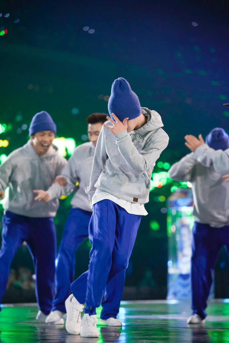 Yibo_Pic's tweet photo. 221030 | YIBO-OFFICAL weibo update 

WangYibo × SDC5 Finals. https://t.co/6K1nJqDp0e