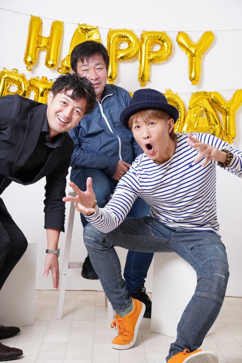 OGTAKA2's tweet photo. @Raycha07 この事業は3人で共同出資🤣
来年は、また1人でセルフホワイトニングの事業するよー🌟 https://t.co/4nMW03GPeE