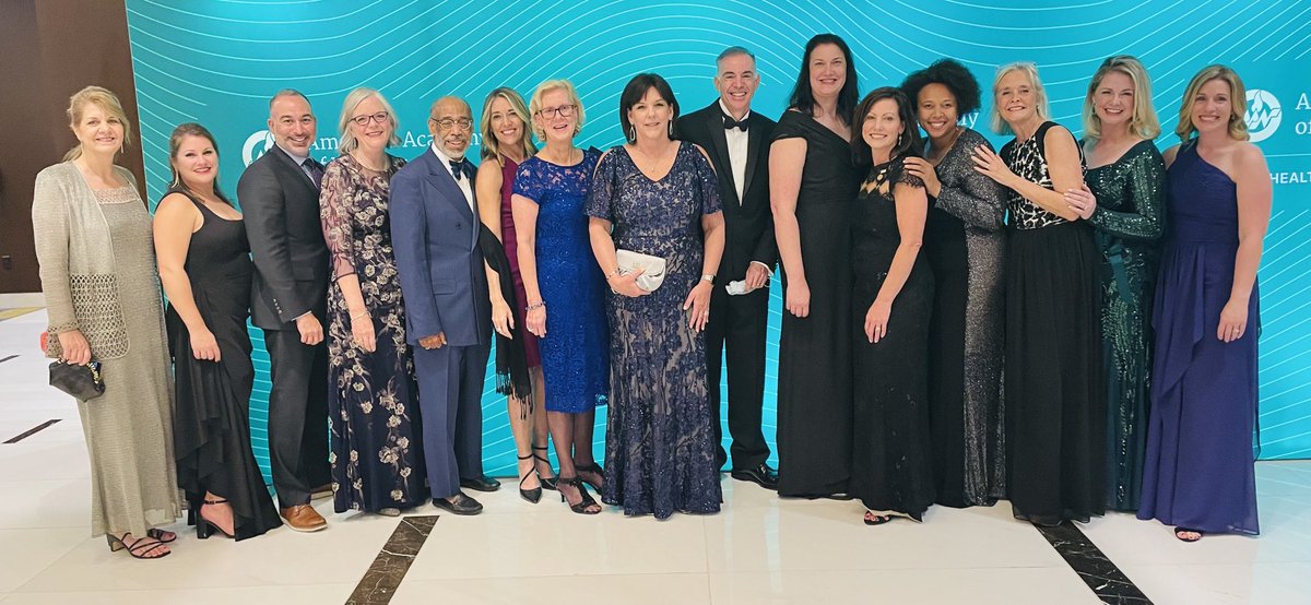 PresidentAANP's tweet photo. Lovely to see many ⁦@AANP_NEWS⁩ NP Members this week ⁦@AAN_Nursing⁩ Congratulations!! 🎉🎊⁦#NPsLead !! https://t.co/liyh6dxYLC