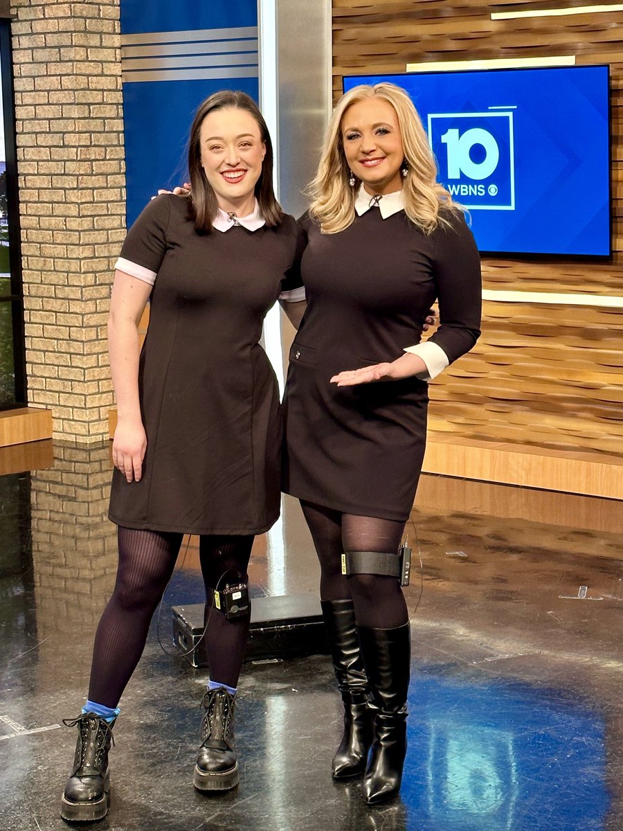 SEEING DOUBLE! This was completely unplanned, but I guess ⁦<a href="/MadisonRykeWx/">Meteorologist Madison Ryke</a>⁩ and I discovered we’re both fans of Wednesday Addams! 😂 Join us on #WakeUpCbus Weekend until 9 a.m.! #10TV