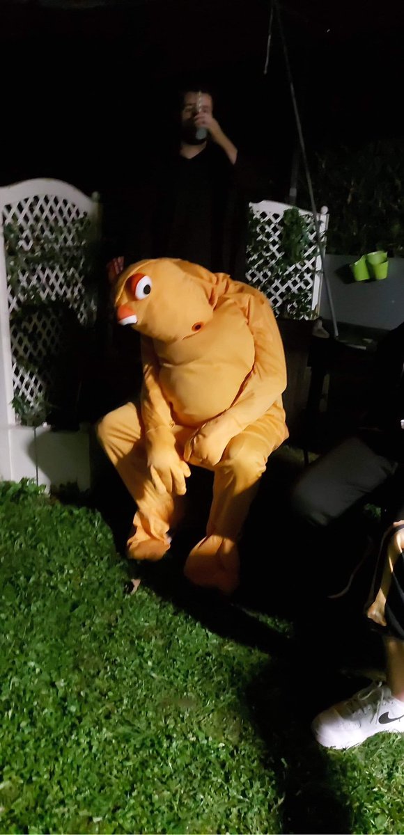 ChloeeGrdd's tweet image. Casimir il a changé il a évolué en Casimort