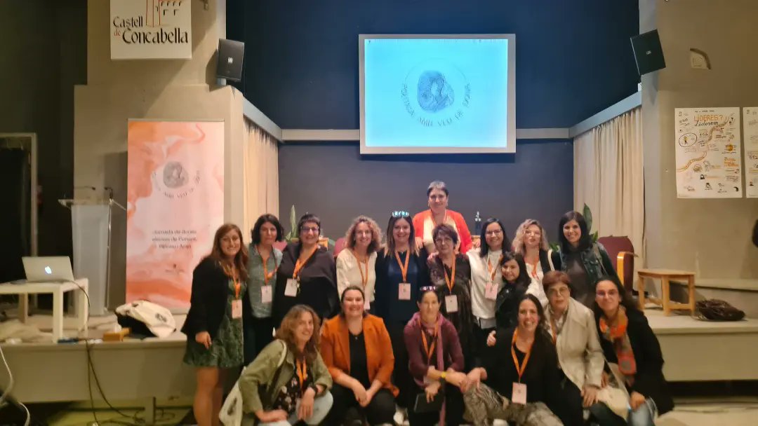 Generant vincles, creant xarxa, compartint emocions, espai  experiències, aprenentatge, cures, moments, rialles, abraçades, xuxes... Tot això i molt més va ser el dia d'ahir a #Concabella
#PolíticaAmbVeudeDona
<a href="/hmartinezs/">Anticomunista</a> també ets #Pionera 💜😍
#lideratgefeminista
#SegriàPower