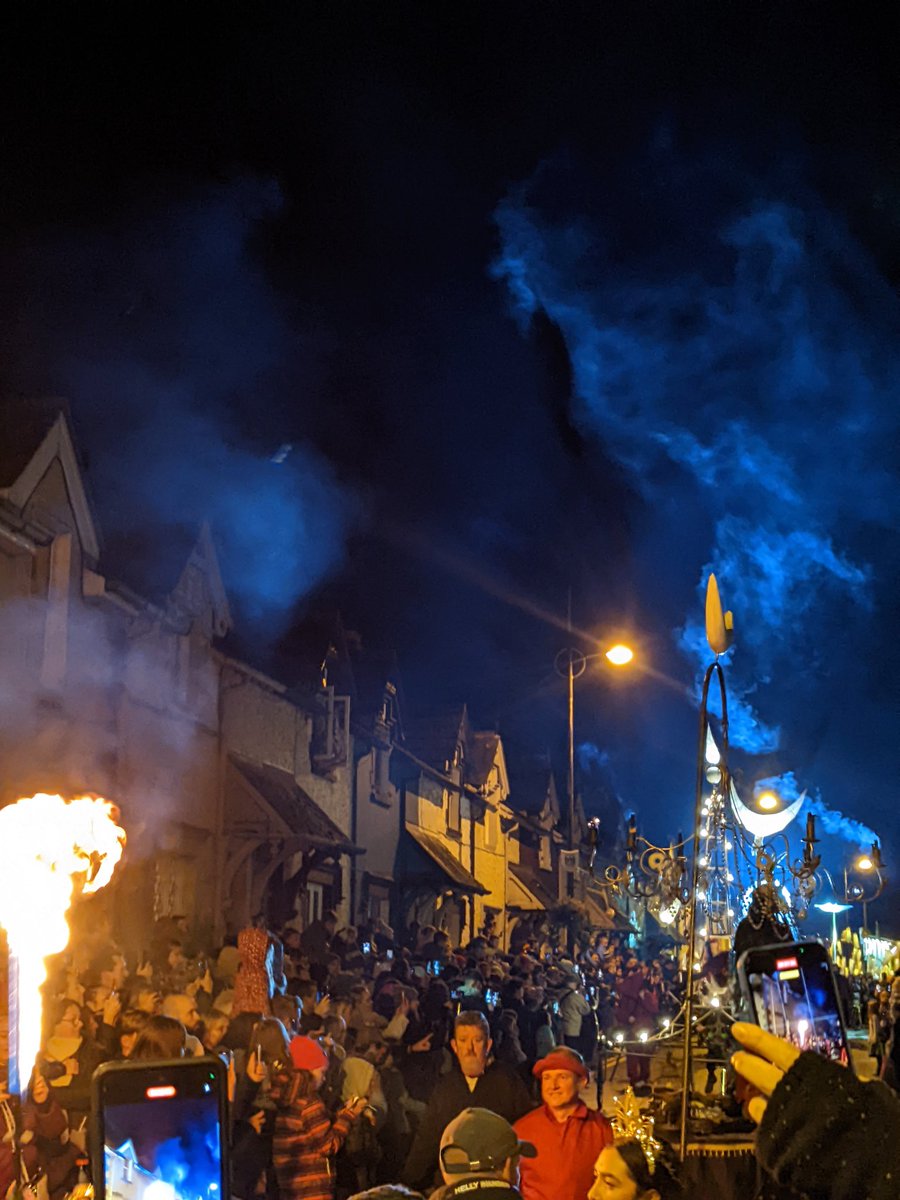 Niamh Devereux tweet media