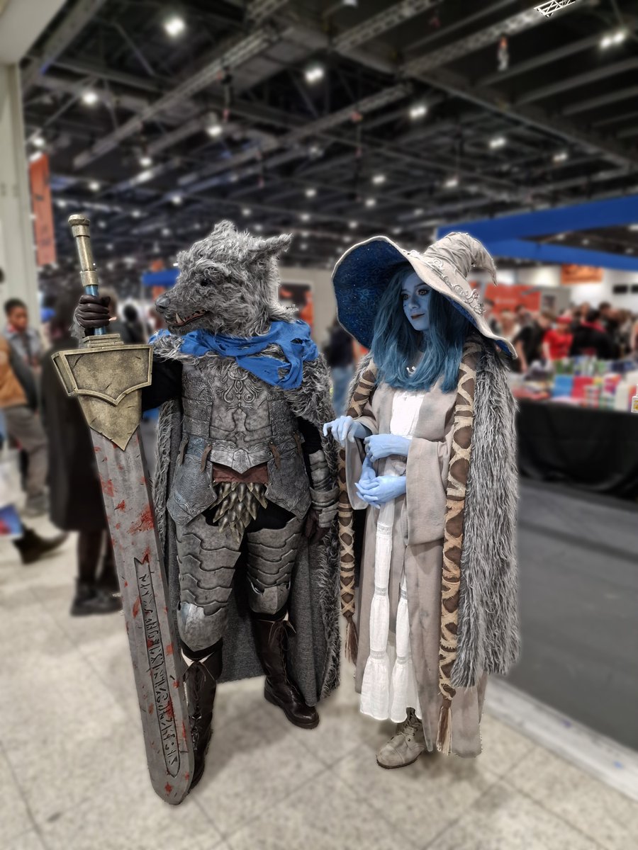 VeraduxVEVO's tweet photo. Also spotted Ranni and Blaidd
Find them on instragram!
https://t.co/HRYM8hu9sM | @Kazy_UK 
https://t.co/tTtiotGYdx 

Blaidd looks kinda cute haha https://t.co/MzKXT3AdqO