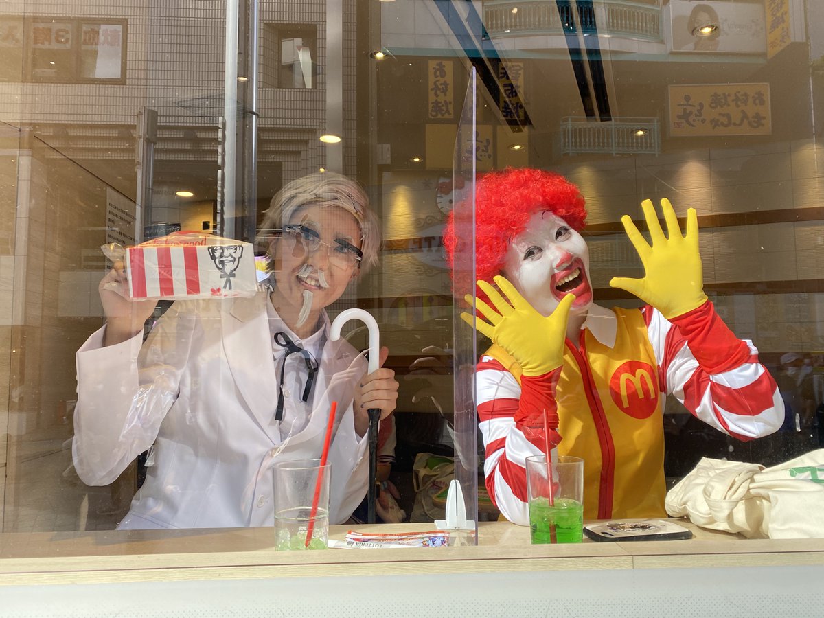 池ハロ22 ロッテリアに居るはずのない2人が出現 多分場所間違えてる 敵情視察 Togetter