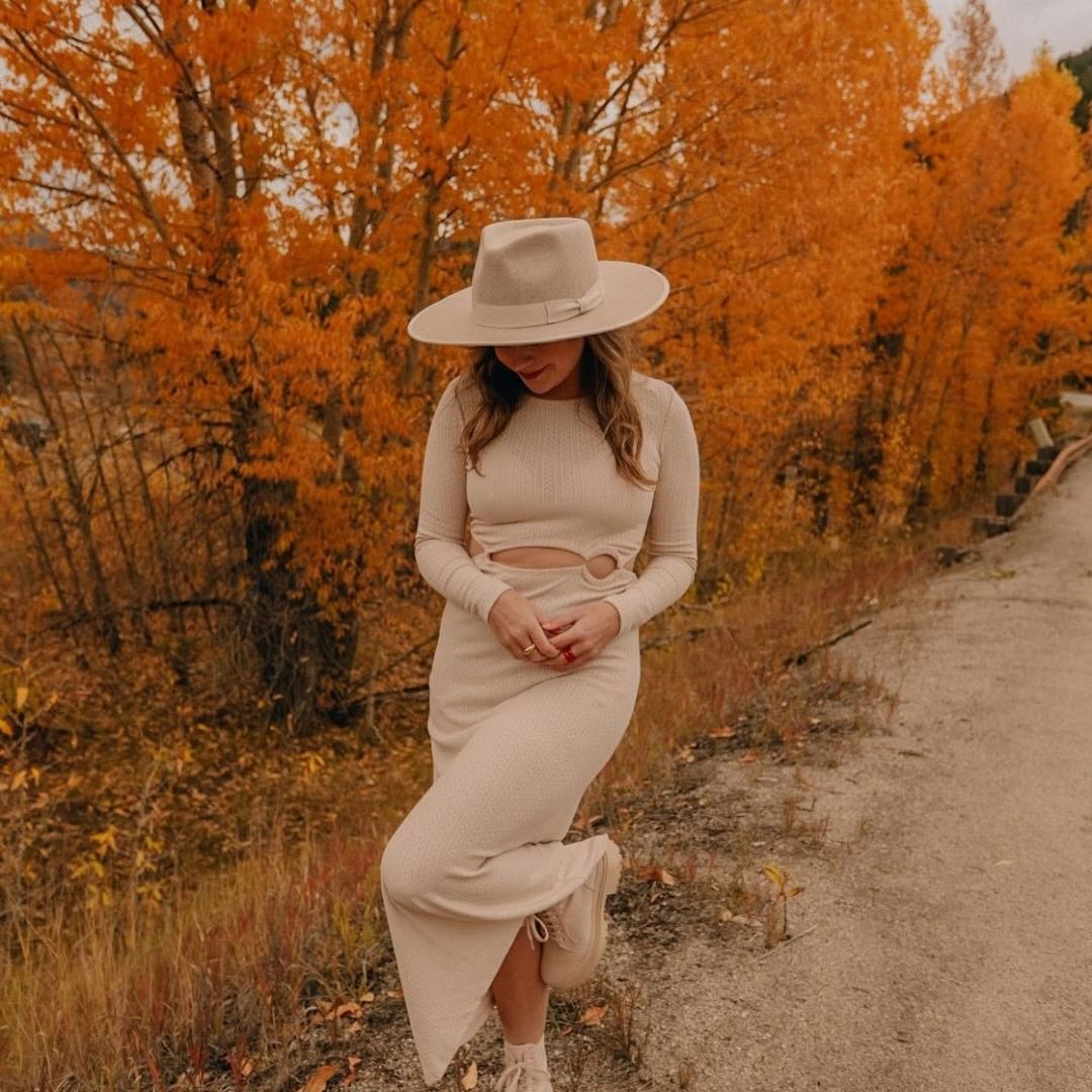 allison0133's tweet photo. Been feeling the same things 🍁 we got this though 🤎

#Explorer #Hiker #NatureLover #Dreamer https://t.co/A98HwWekIw