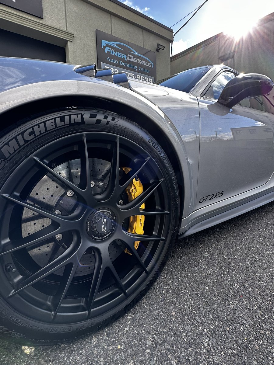Finer_Details's tweet photo. Loving this #Porsche #gt2rs. #detailing #autodetailing #thedetailmafia https://t.co/yfWEmFHhAm