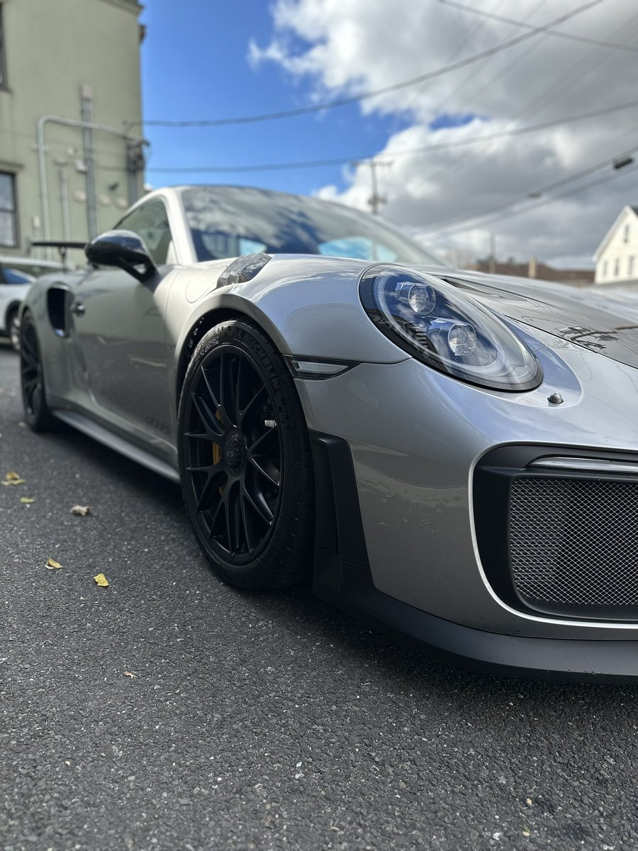 Loving this #Porsche #gt2rs. #detailing #autodetailing #thedetailmafia