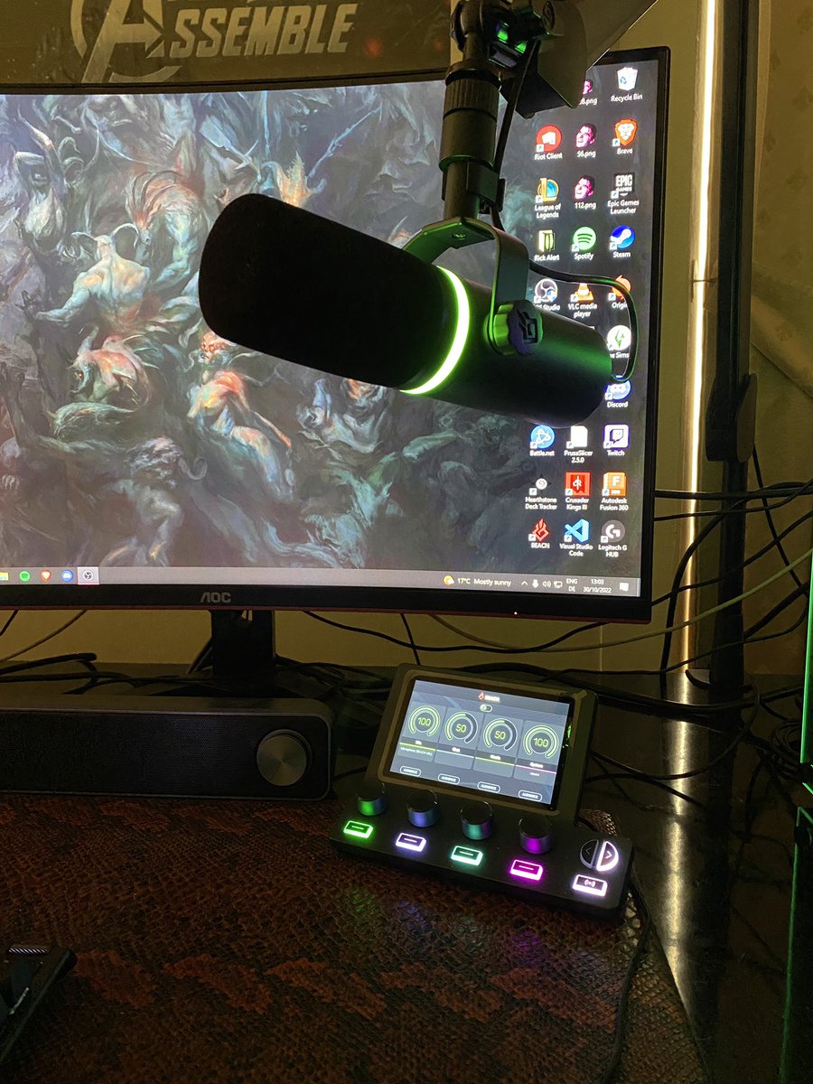 tombeckhauser's tweet photo. Honestly the Beacn Mic and Mix Create must be the most powerful tool a streamer could have. Amazing #beacn #twitch #beacnmic #beacnmixcreate @beacn (ignore the nonexistent cable management. Coming soon) https://t.co/znMsQDDCkn