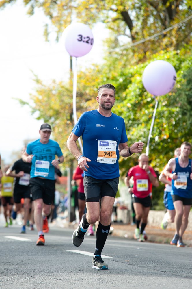 From a secret superman to lovely volunteers and supporters at <a href="/dublinmarathon/">Irish Life Dublin Marathon</a> #dublinmarathon #irishlifedublinmarathon