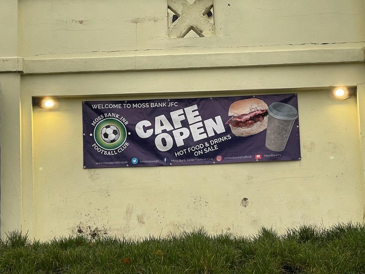 mossbankjfc's tweet photo. #MossBankJFC we love a new sign 💚💙 visible from all the pitches on the @LeasingOptions Pavilion for match days in the @OfficialBBDFL ⚽️ #upthebank #cafe #cafeopen https://t.co/Y84EU03e0j