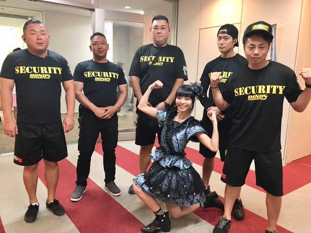ai10___oO's tweet photo. ボンズセキュリティのコスプレをしました！
#地��ハロウィン2022
#BONDSSECURITY #TIF #BONDS界で一番雑魚 https://t.co/3e5y4rGPCv