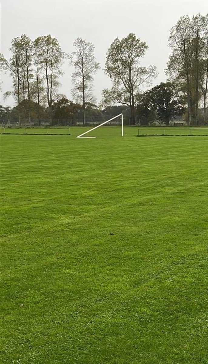 Hemsby FC tweet media