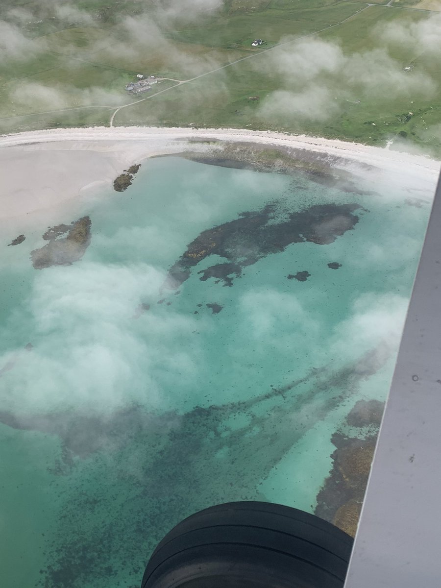 pmacg21's tweet photo. @GLA_Airport Glasgow to Tiree https://t.co/ml7R2wScXG