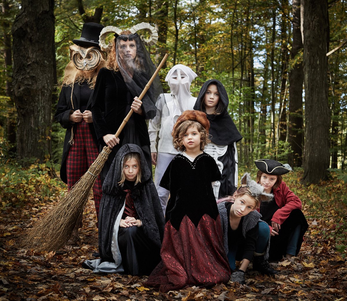 Theater in the Open’s haunting is back at Appleton today, from 1-3pm! Enjoy the spooky walk on farm trails speckled with Halloween-themed songs, stories, skits and more! Photo Courtesy of Jeff Page Photography. bit.ly/3grwEvg