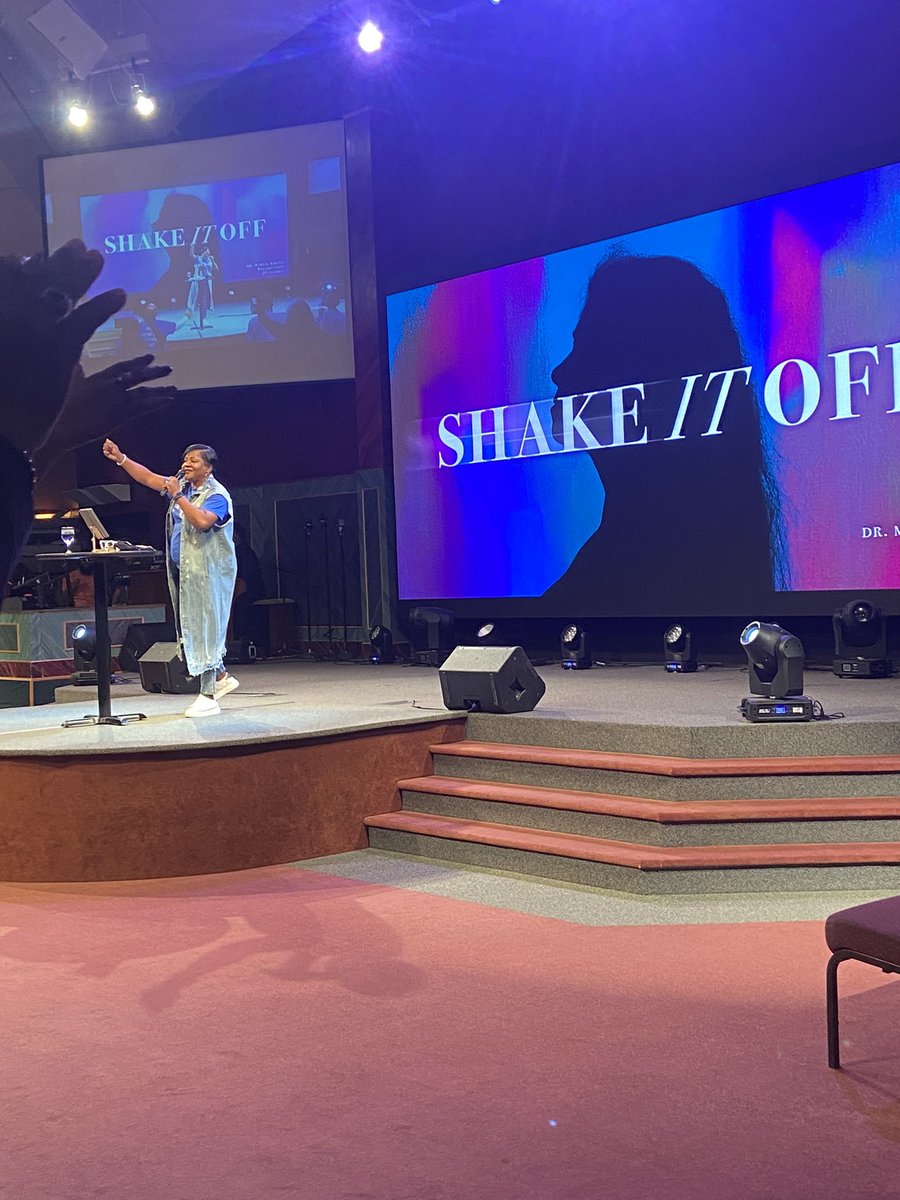 “Get yourself out of the way, so that God can get in the way!” #shakeitoff #dealwithyourfeelings <a href="/marcia_bailey/">marcia bailey</a> <a href="/theRDCI/">Right Direction</a>