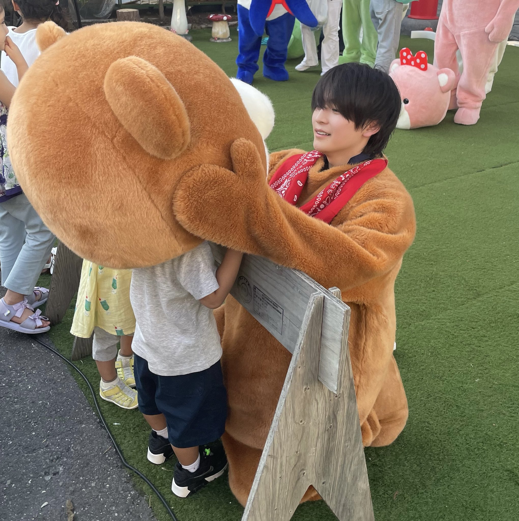 ⭕君の花になる 佐神弾 高橋文哉 BIGぬいぐるみ　　　　ブルーム　8LOOM Amazon.co.jp: 君の花になる 8loom ブルーム 佐神弾 BIG