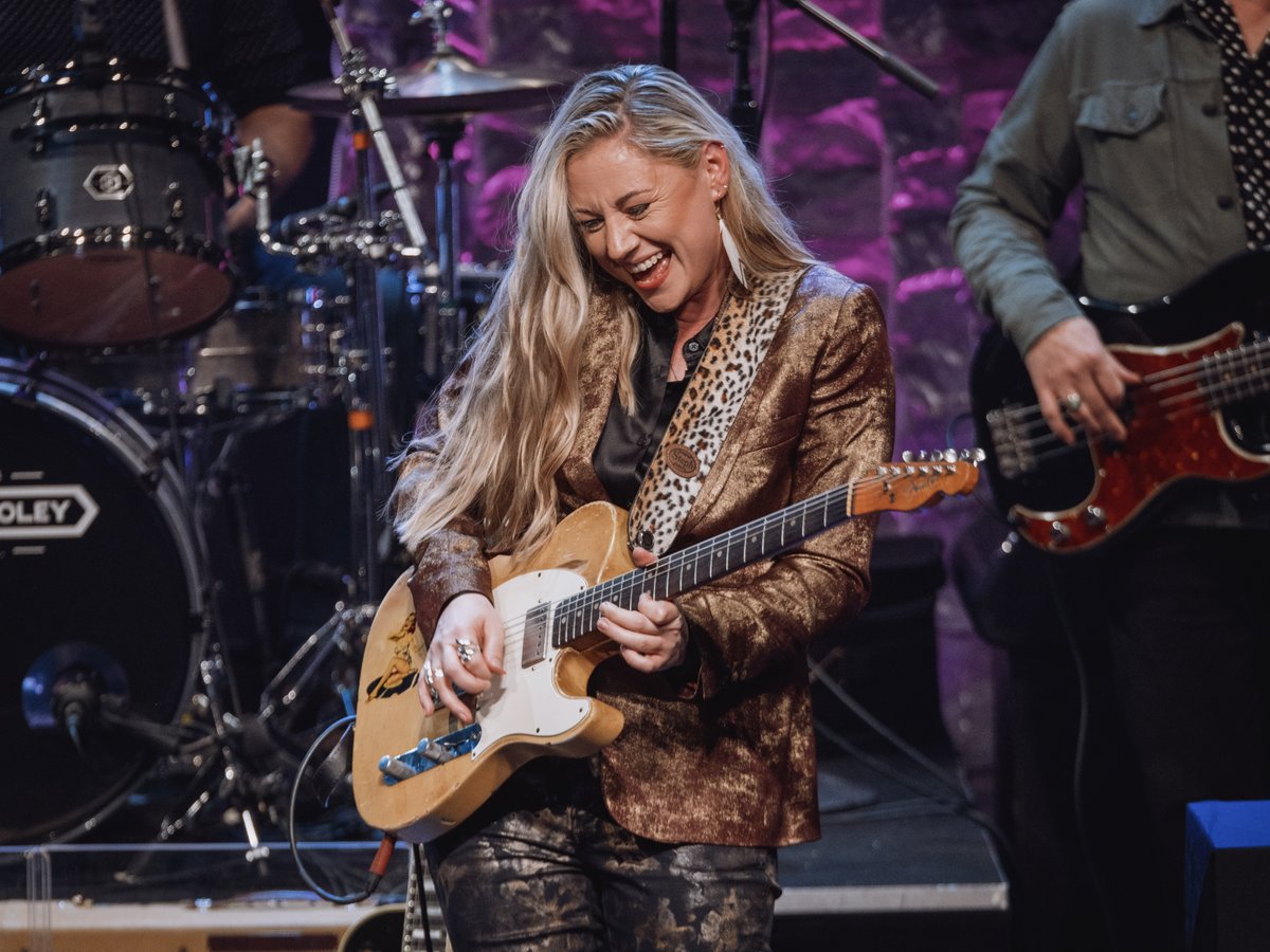 localspins's tweet image. Rising to the Top: Joanne Shaw Taylor ignites fans, critics with ‘genuine’ blues fire. She has a new album and plays @kazoostate
this week. The interview at Local Spins: wp.me/p2aLby-13L1
@joshawtaylor #localspins