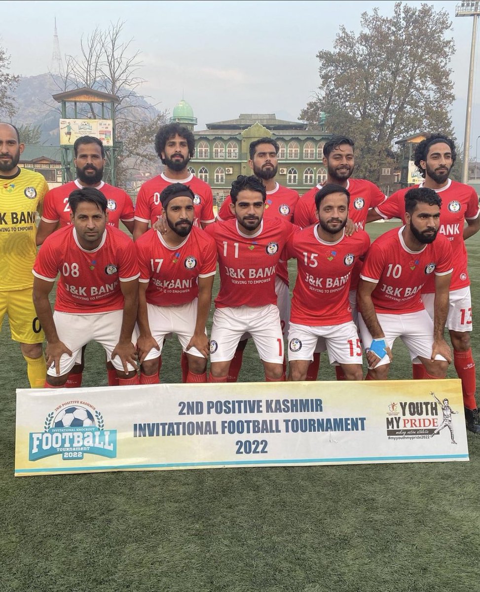 aman_zargar's tweet photo. There was no looking back by the J&amp;K Bank team in today’s match against Bandipora FC. JK Bank dominated Bandipora FC by 9-0 to enter in Semi-Finals of the Positive Kashmir Cup. 

Pleased to give MoM to Waris. https://t.co/UYEariGjlI