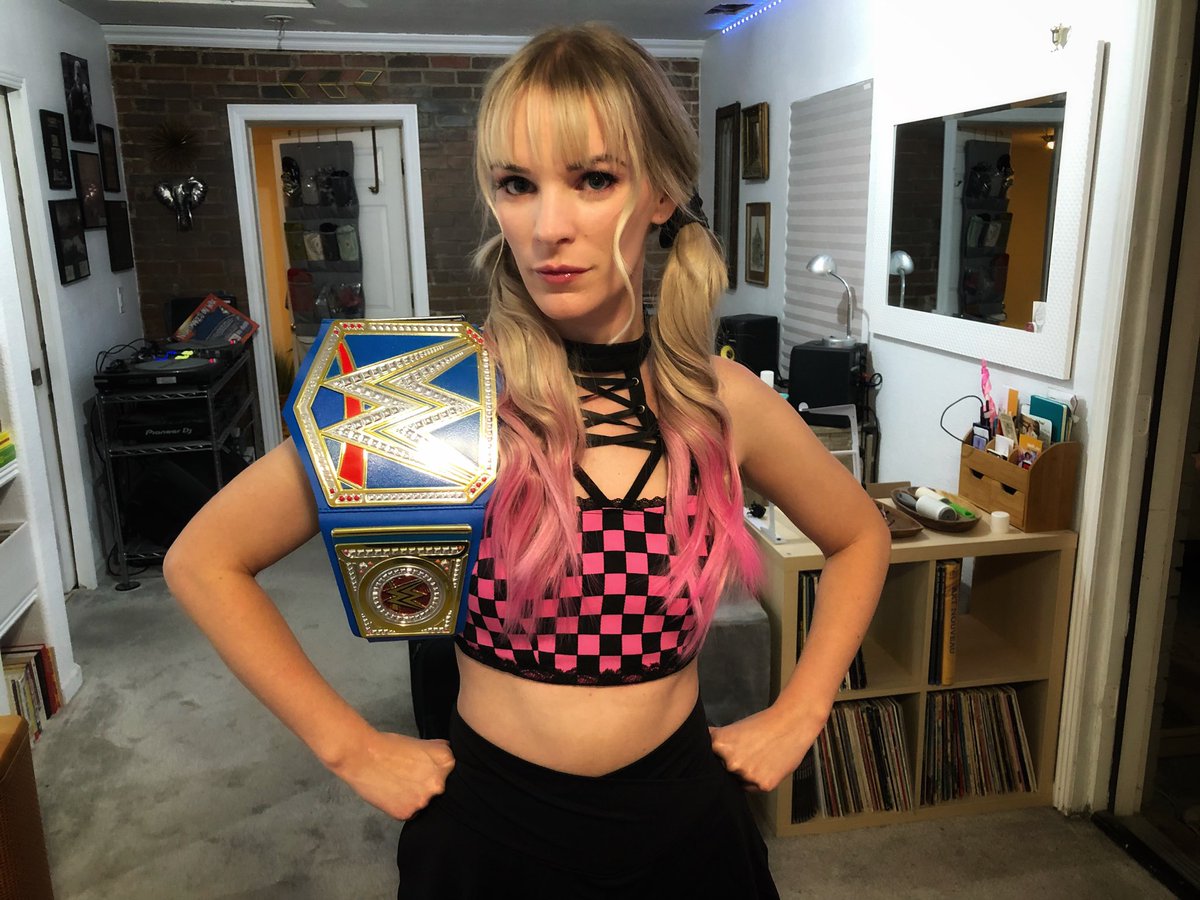 Erin Stereo tweet media