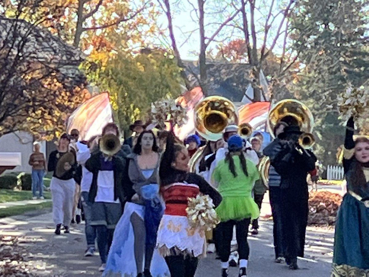 Thank you to <a href="/northa_bands/">North Allegheny High School Bands</a> for visiting the Forest Trails neighborhood on Saturday!  <a href="/NA_Schools/">North Allegheny School District</a>