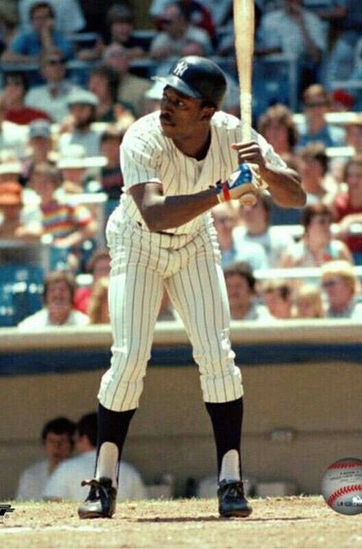 Happy Birthday, Mickey Rivers. turns 74 today. 